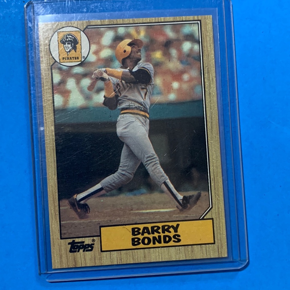 Rare Barry Bonds card see pictures excellent condition error card